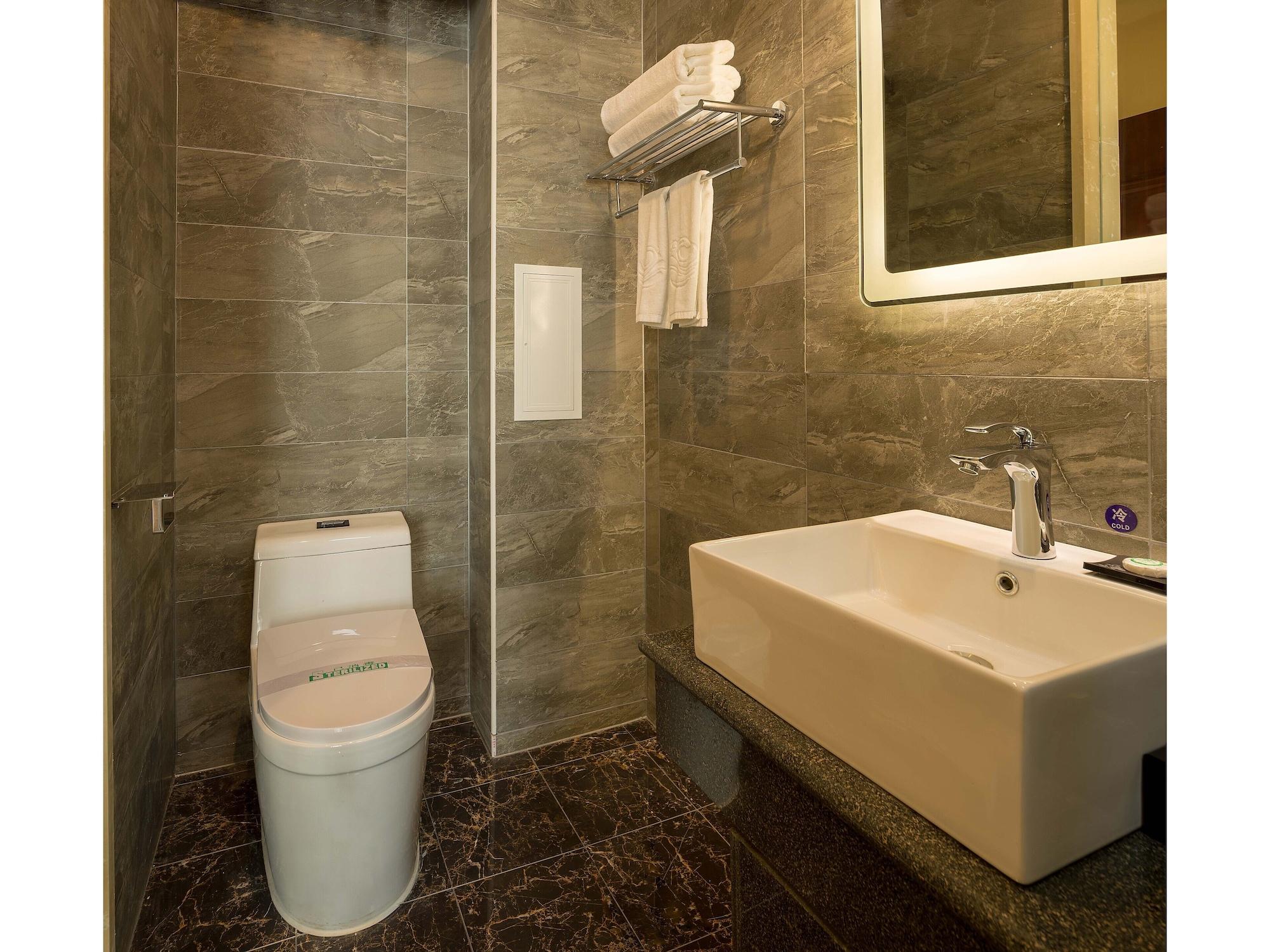 Hill Lily Hotel Beijing Bagian luar foto