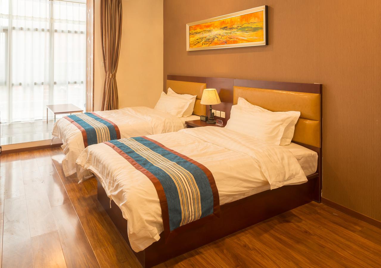 Hill Lily Hotel Beijing Bagian luar foto