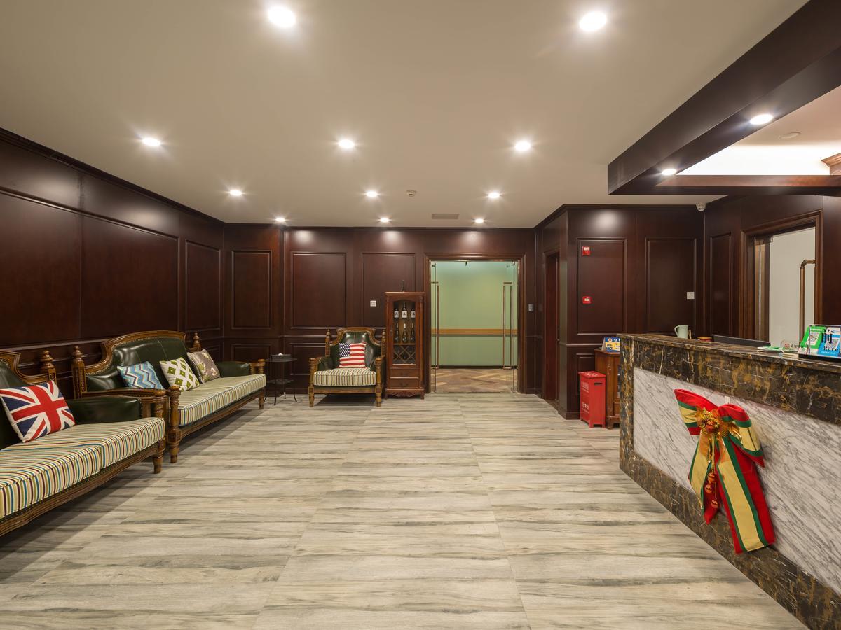 Hill Lily Hotel Beijing Bagian luar foto