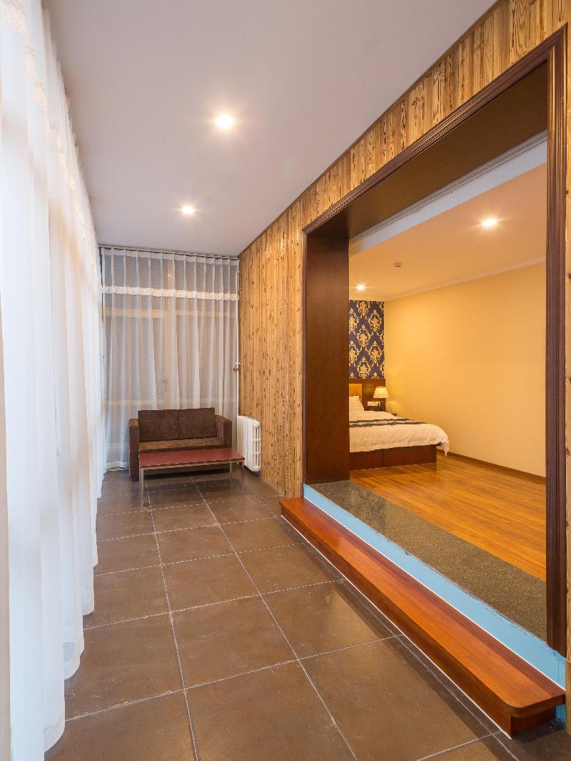 Hill Lily Hotel Beijing Bagian luar foto